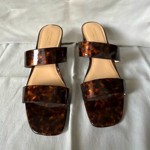 *NEW* Ann Taylor double strap mule sandals size 7.5